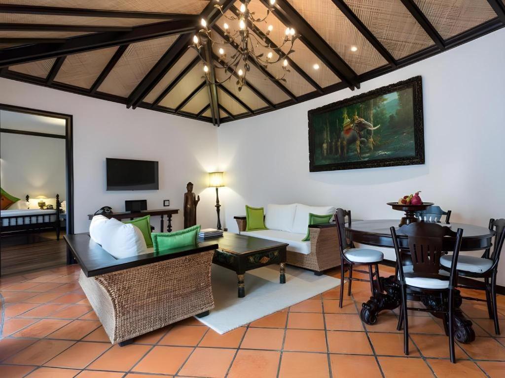 Angkor Village Resort & Spa Siem Reap Esterno foto